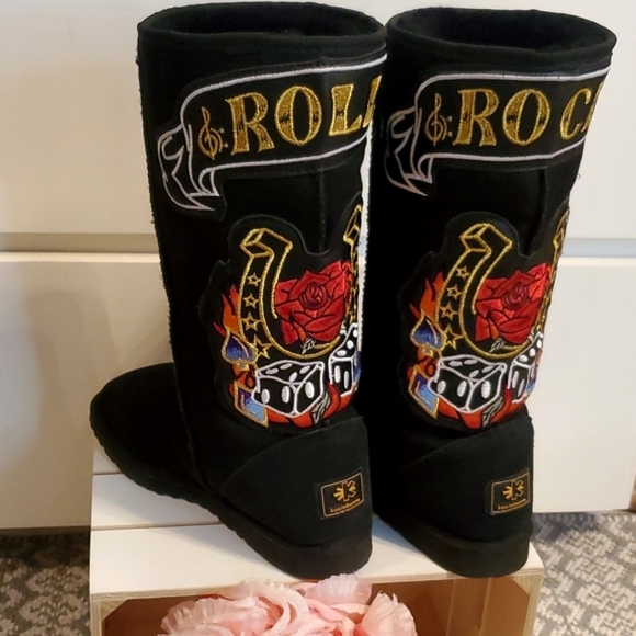 Koolaburra Shoes | Rare* Koolaburra by Ugg Rock and Roll Fur Sheepskin Embroidered Leather Boots | Color: Black/Red | Size: 7.5 | Amycarlson847's